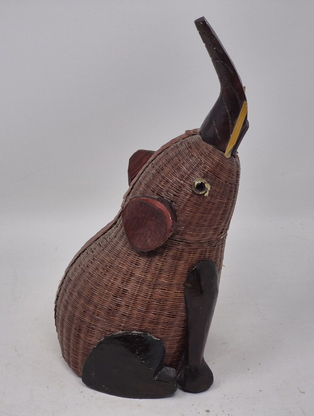 Small Woven Wicker Elephant Basket